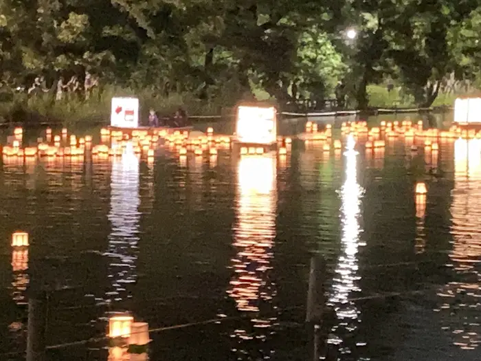 石神井公園の納涼灯篭流し